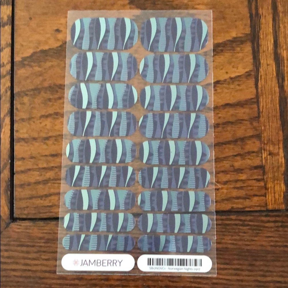 Norwegian Nights - Jamberry full Sheet